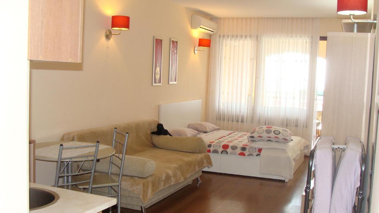 Admiral Apartments Golden Sands Esterno foto
