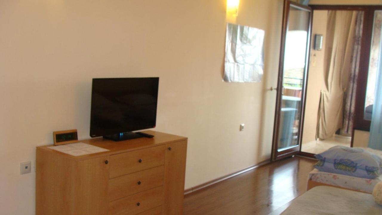 Admiral Apartments Golden Sands Esterno foto